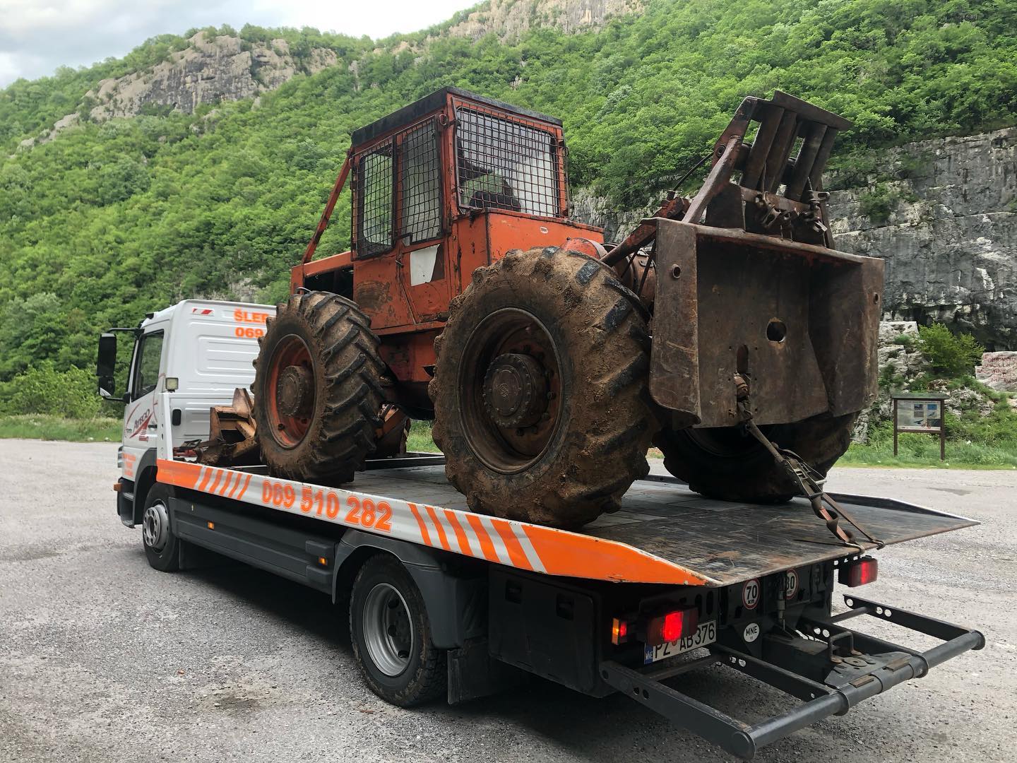 slep_sluzba_niksic_pluzine_1588701032_2302513606535104326_7291253832