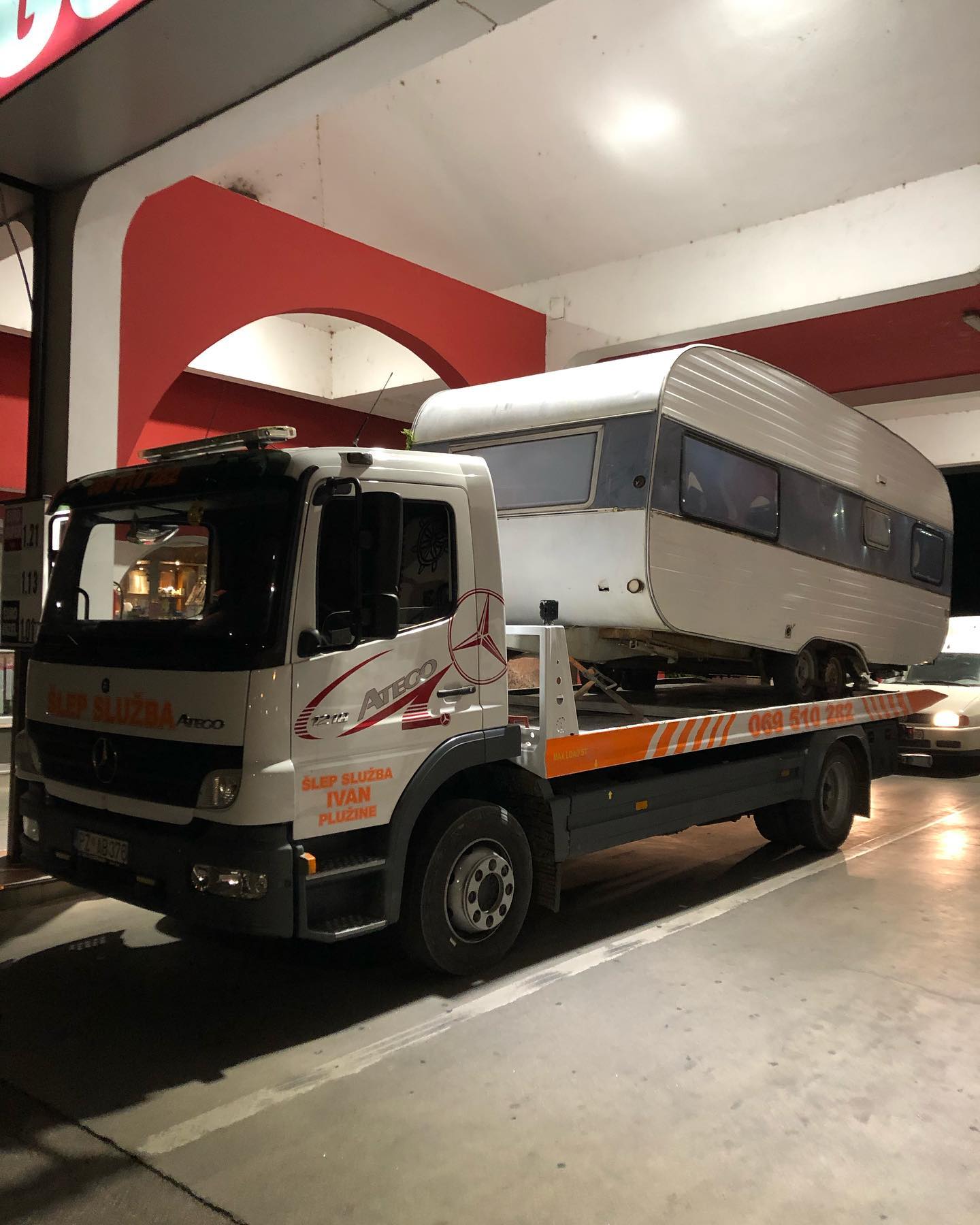 slep_sluzba_niksic_pluzine_1599078326_2389564650284251151_7291253832